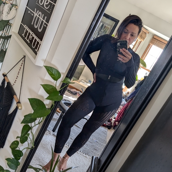 Amazing athletic set🔥🔥🔥 - Picture 1 of 17